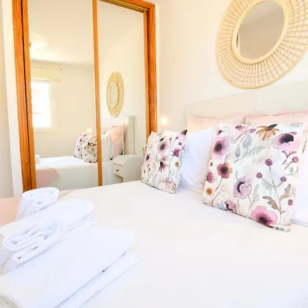 Letmalaga Center توريمولينوس