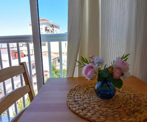 Letmalaga Center * Τορρεμολίνος