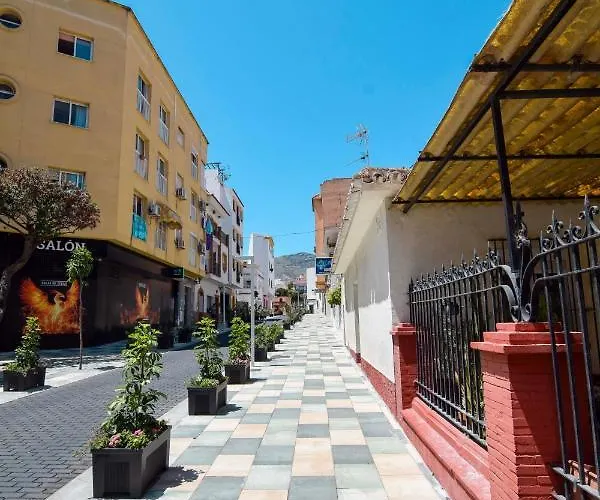 Letmalaga Center Торремолинос